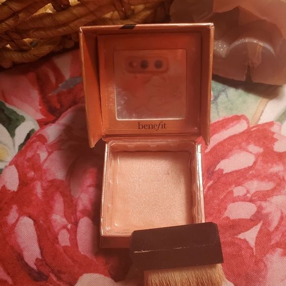 NIB Benefit Mini Dandelion Twinkle Blush Highlight - Picture 4 of 16